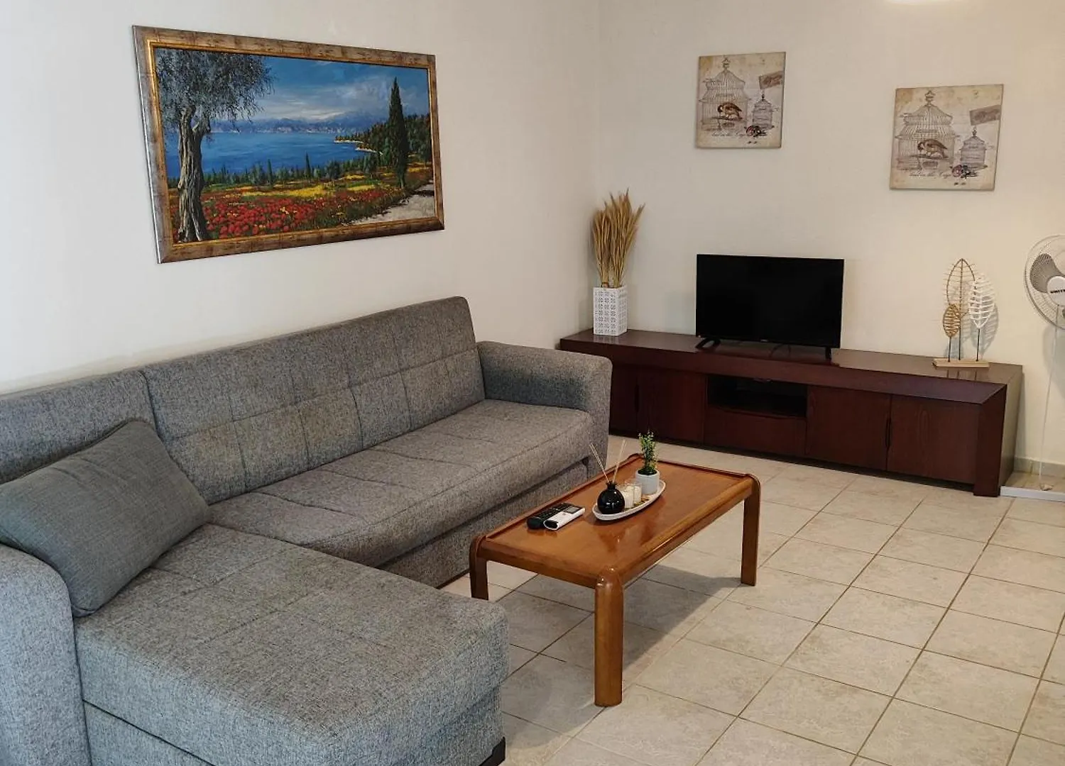 Solmar House Apartment Flogita 0*,